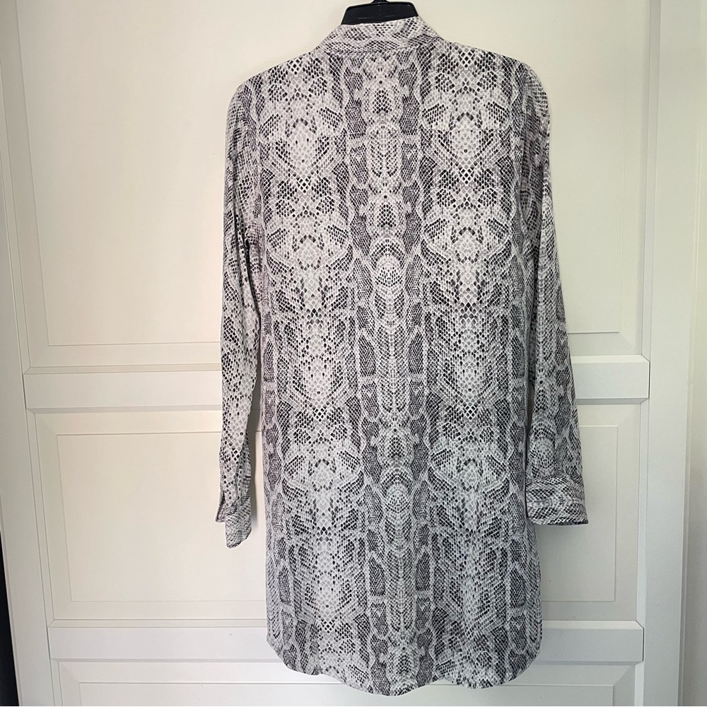 Equipment 100% Silk Snake Python Print Button Dow… - image 3